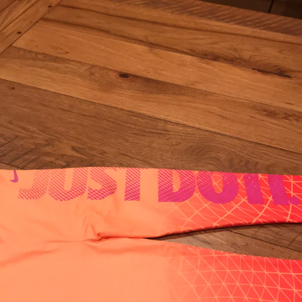 Nike Dri-Fit Girls leggings. NWT - Picture 3 of 4
